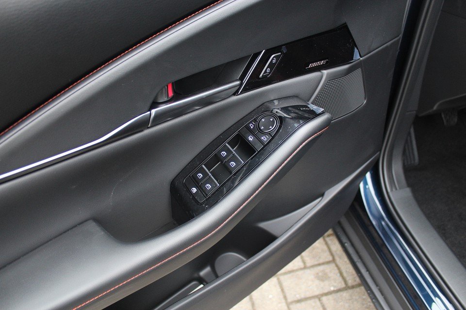 Fahrzeugabbildung Mazda CX-30 G-140 Nagisa *Sofort*Aktion* Teil-Leder el.Sitzv. BOSE