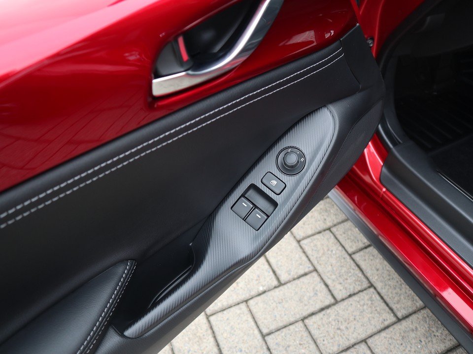 Fahrzeugabbildung Mazda MX-5 2027 G-136 Homura Recaro Bilstein Brembo Matrix SCBS