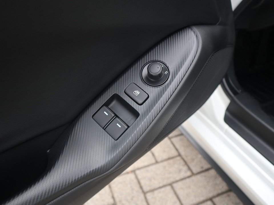 Fahrzeugabbildung Mazda MX-5 2027 G-136 Exclusive-Line LEDER NAVI ACAA BOSE RFK SHZ