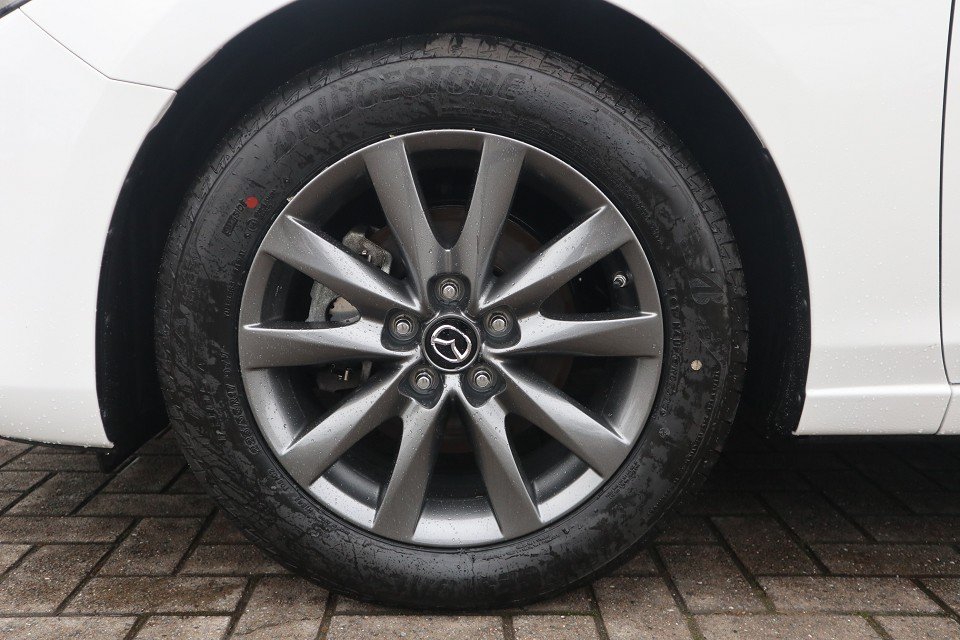 Fahrzeugabbildung Mazda 6 L Center-Line G-165 AT NAVI ACAA SHZ HUD 360° VOLL-LED