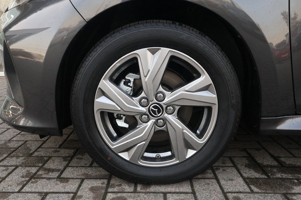 Fahrzeugabbildung Mazda 2 Hybrid 2026 1.5L VVT-i 116 PS CVT Exclusive-Line *Sofort* ACAA RFK SHZ LHZ MRCC LogIn