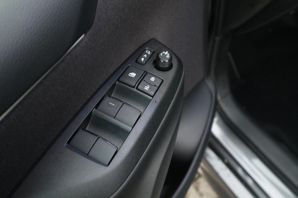 Fahrzeugabbildung Mazda 2 Hybrid 2026 1.5L VVT-i 116 PS CVT Exclusive-Line *Sofort* ACAA RFK SHZ LHZ MRCC LogIn