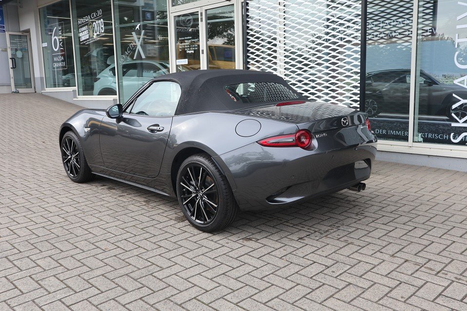 Fahrzeugabbildung Mazda MX-5 Exclusive-Line G-184 *der Letzte* NAVI ACAA RFK SHZ MATRIX BOSE