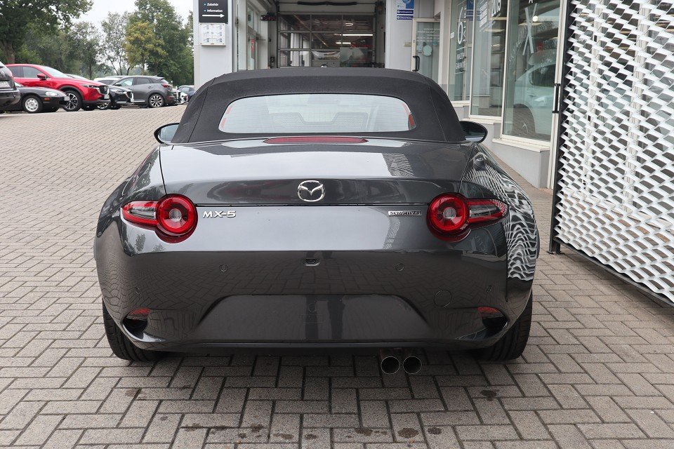 Fahrzeugabbildung Mazda MX-5 Exclusive-Line G-184 *der Letzte* NAVI ACAA RFK SHZ MATRIX BOSE