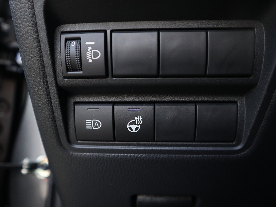 Fahrzeugabbildung Mazda 2 Hybrid 1.5L VVT-i 116 PS CVT Homura Teil-Leder LED EPH RFK SHZ LHZ MRCC