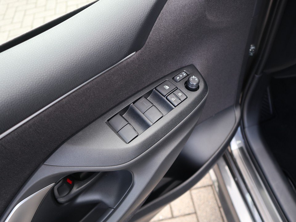 Fahrzeugabbildung Mazda 2 Hybrid 1.5L VVT-i 116 PS CVT Homura Teil-Leder LED EPH RFK SHZ LHZ MRCC