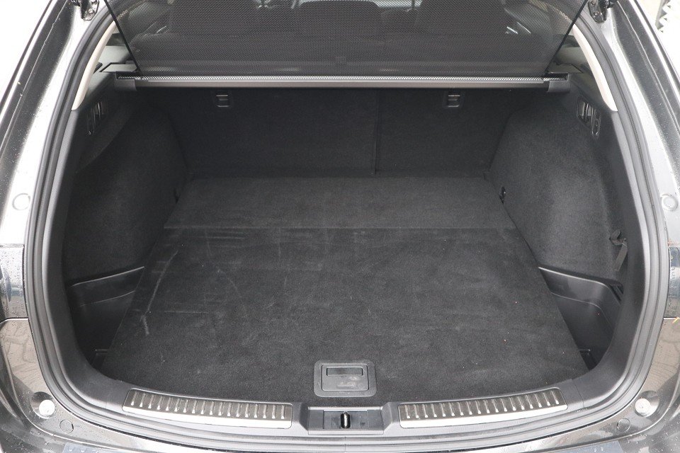 Fahrzeugabbildung Mazda 6 G-194 AT Exclusive-Line *AHK*Aktion* NAVI ACAA 360° MATRIX BOSE LogIn