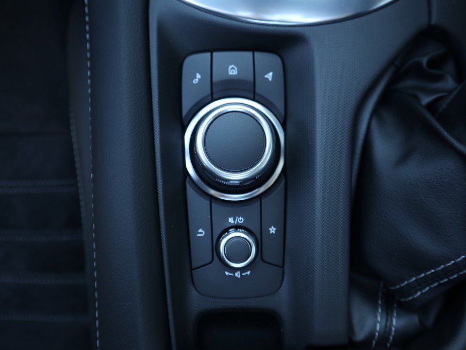 Fahrzeugabbildung Mazda MX-5 RF RHT G-132 Homura *Sofort*Aktion* Recaro Bilstein Brembo Matrix SCBS