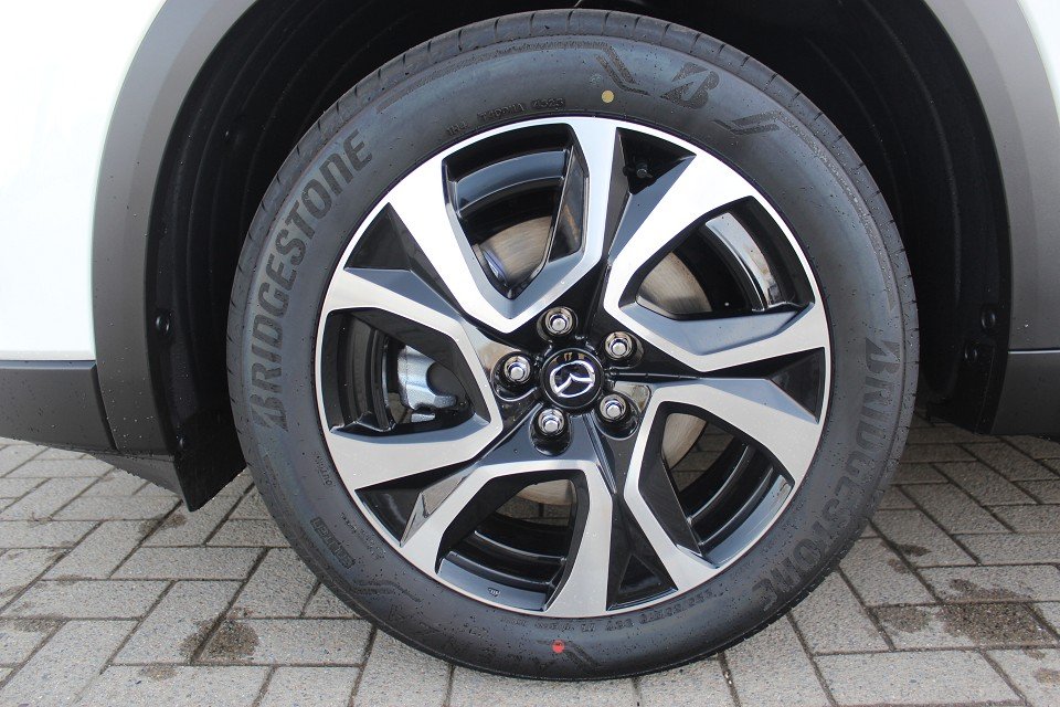 Fahrzeugabbildung Mazda CX-5 2026 M-Hybrid G-141 AT Centre-Line *Sofort*Aktion* NAVI ACAA HUD RFK SHZ MRCC LogIn