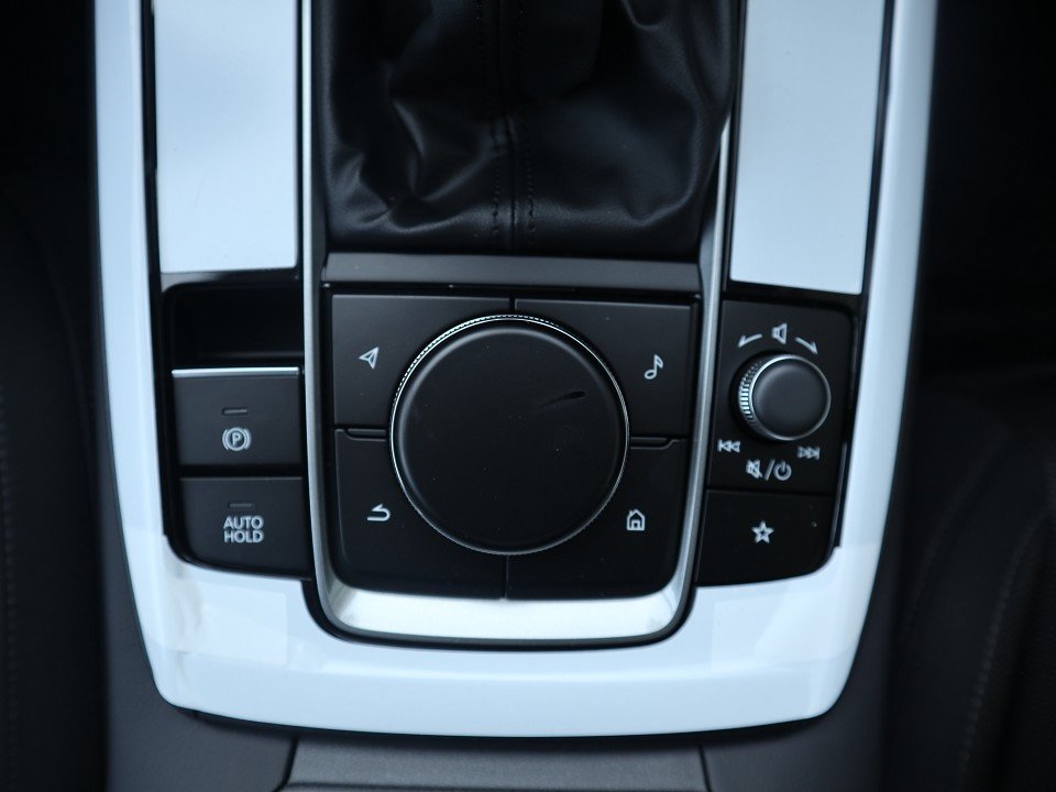 Fahrzeugabbildung Mazda CX-30 2027 M-Hybrid G-140 Prime-Line NAVI ACAA LED HUD RFK MRCC ALU