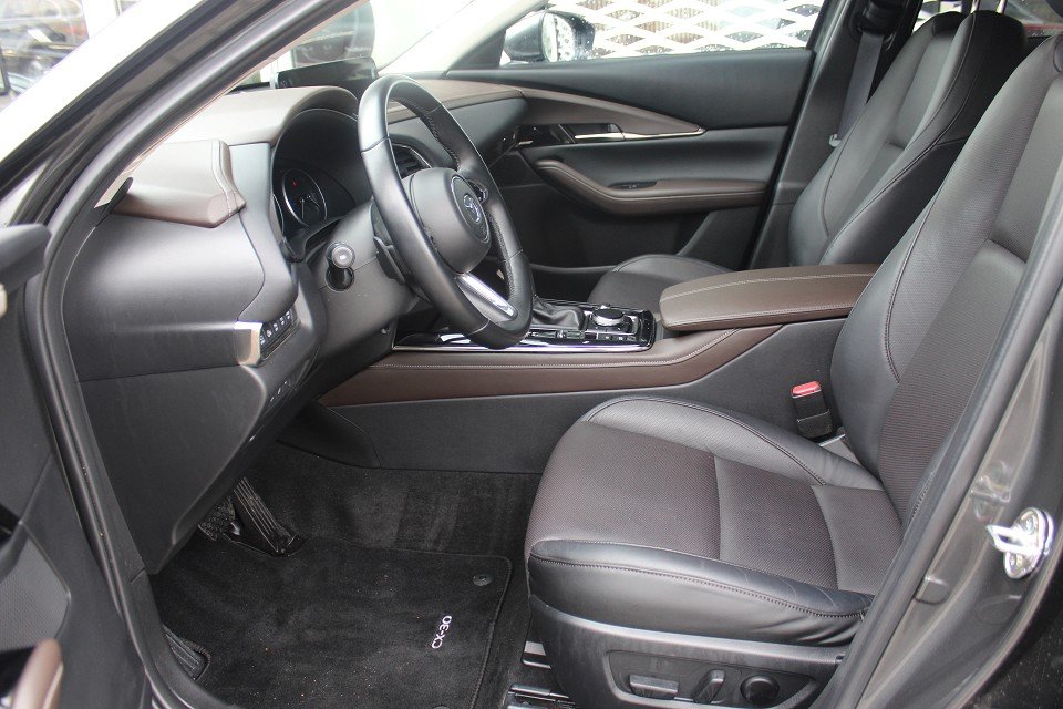 Fahrzeugabbildung Mazda CX-30 M-Hybrid G-140 AT Takumi Allwetter Leder el.Sitz 360° BOSE MATRIX