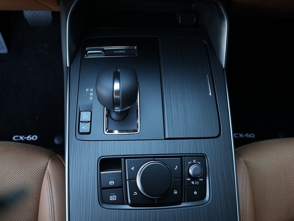 Fahrzeugabbildung Mazda CX-60 2026 D-254 AWD AT Homura Plus TLOP *AHK*Sofort*Aktion* PANO NAPPA el.Sitzv. 360° BOSE