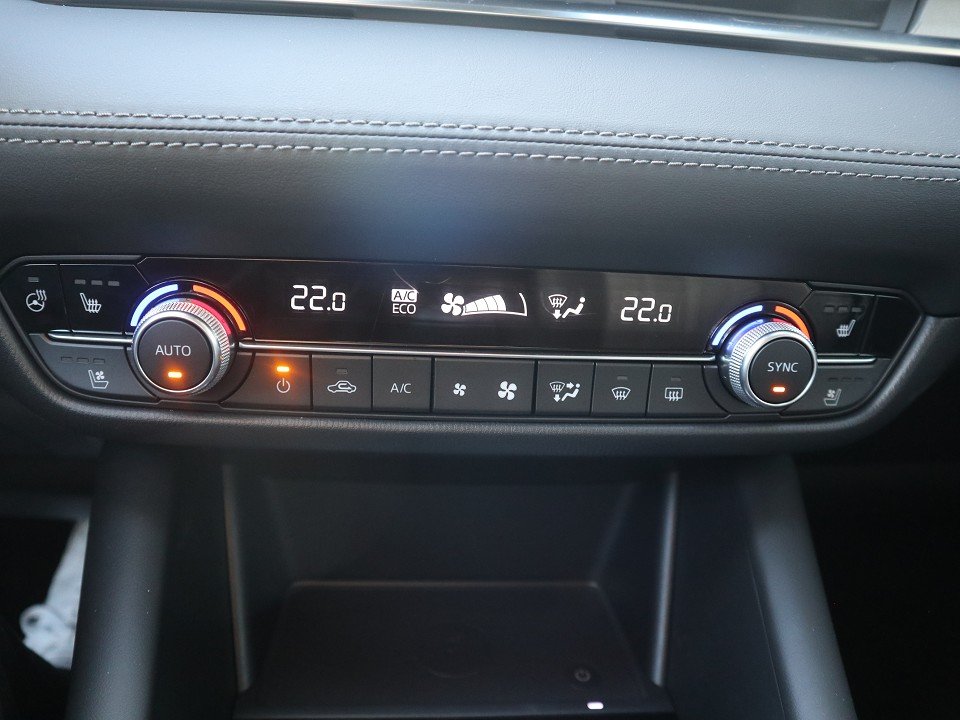 Fahrzeugabbildung Mazda 6 Exclusive-Line G-165 LEDER-S Allwetter el.Sitzv. 360° MATRIX BOSE