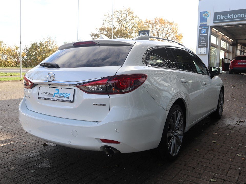 Fahrzeugabbildung Mazda 6 Exclusive-Line G-165 LEDER-S Allwetter el.Sitzv. 360° MATRIX BOSE