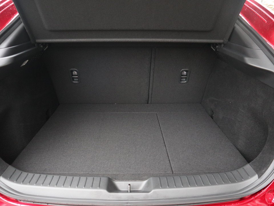 Fahrzeugabbildung Mazda CX-30 M-Hybrid G-140 Exclusive-Line *Dezember-Aktion* NAVI ACAA SHZ HUD 360° MATRIX BOSE