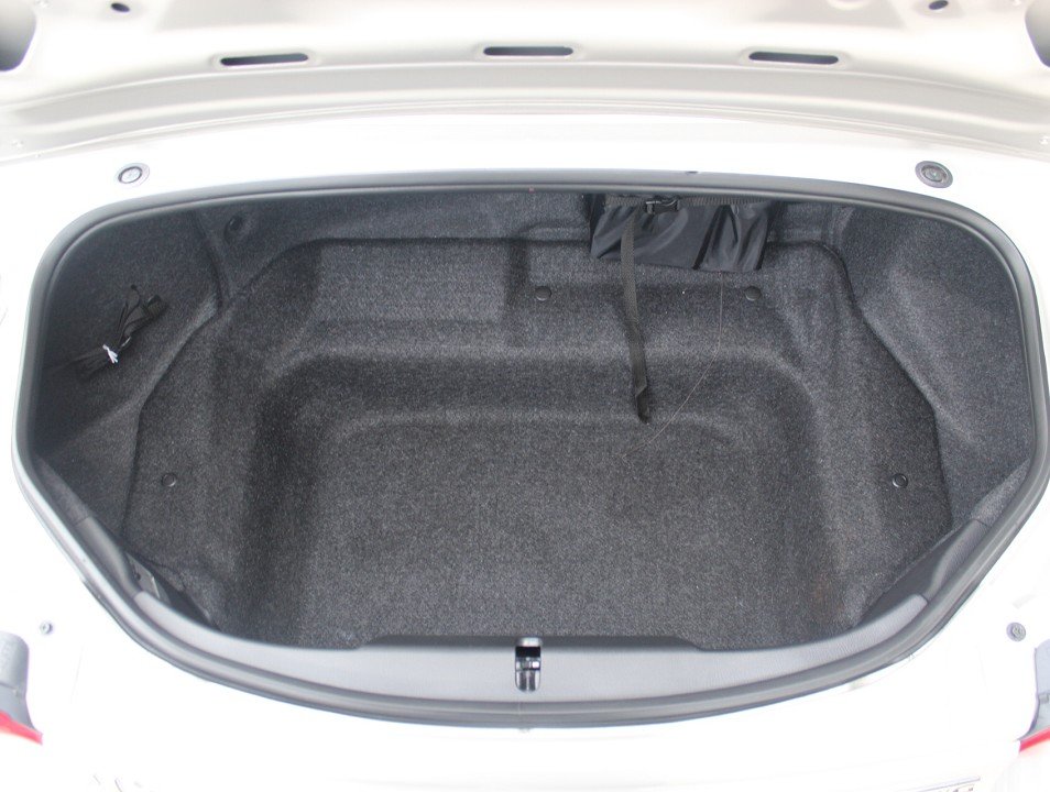 Fahrzeugabbildung Mazda MX-5 G-184 Kinenbi NAPPA RFK BOSE MATRIX