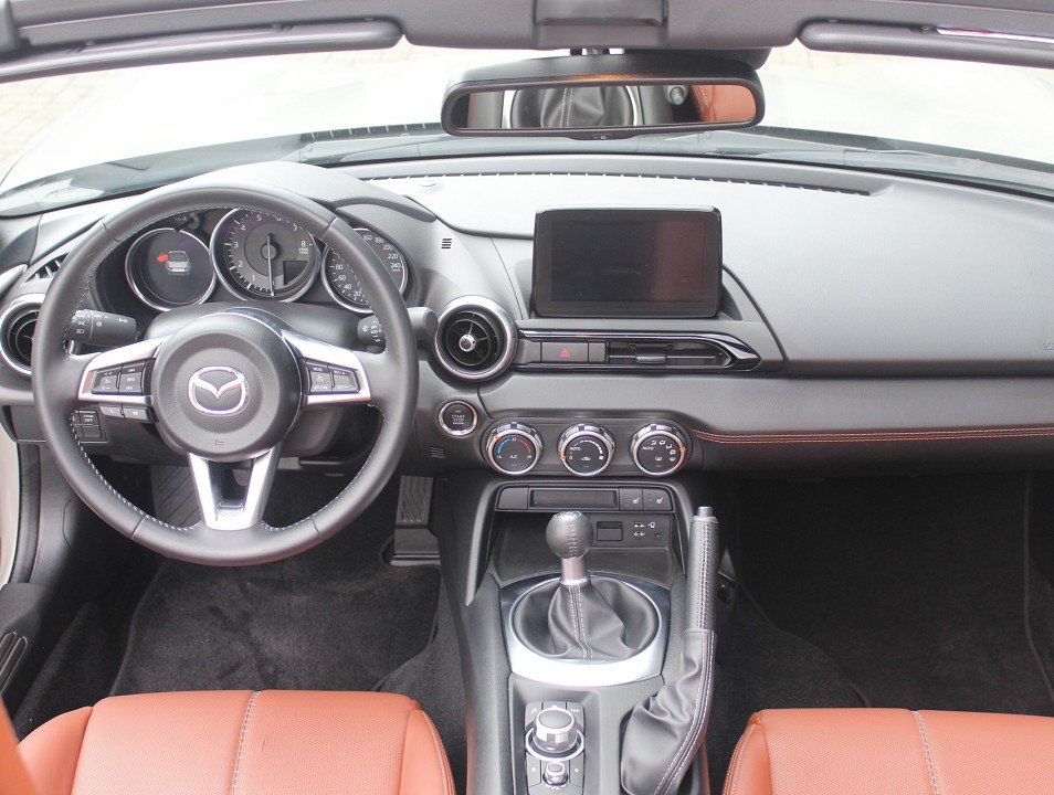 Fahrzeugabbildung Mazda MX-5 G-184 Kinenbi NAPPA RFK BOSE MATRIX