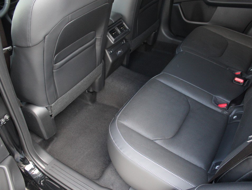Fahrzeugabbildung Mazda CX-5 2026 M-Hybrid G-141 AT Exclusive-Line *Sofort*Aktion* NAVI ACAA HUD 360° BOSE SHZ MRCC