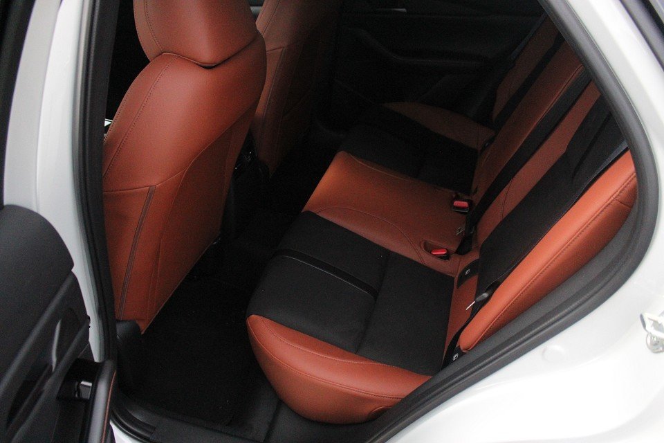 Fahrzeugabbildung Mazda CX-30 M-Hybrid G-140 AT Nagisa *Aktion* *Sofort* Teil-Leder el.Sitzv. BOSE SHZ RFK