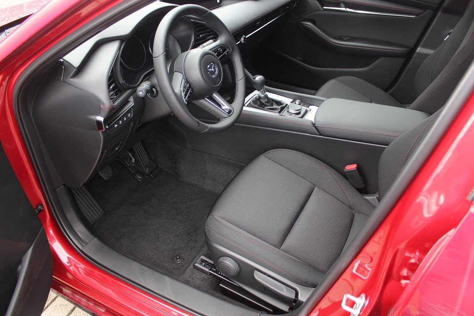 Fahrzeugabbildung Mazda 3 M-Hybrid G-140 Homura *Sofort*Aktion* NAVI ACAA SHZ HUD RFK VOLL-LED