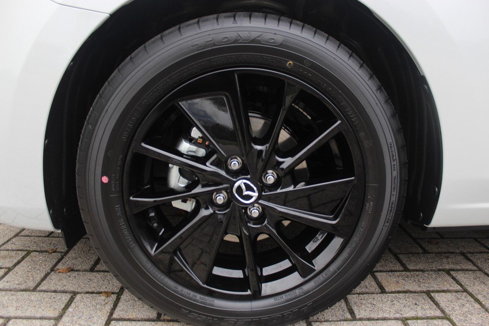 Fahrzeugabbildung Mazda 2 G-90 AT Homura ACAA LED Klimaaut. SHZ RFK 16-Zoll