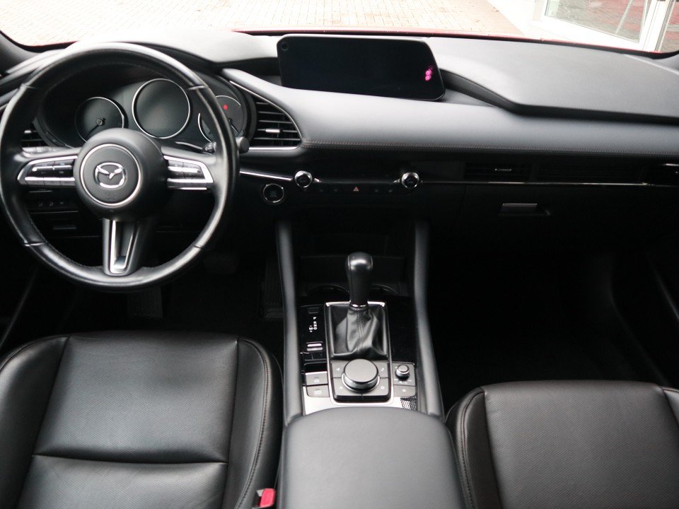Fahrzeugabbildung Mazda 3 M-Hybrid G-150 AT Selection LEDER-S PRE-P DES-P *Dezember-Aktion* el.Sitzv. NAVI 360° MATRIX BOSE MRCC