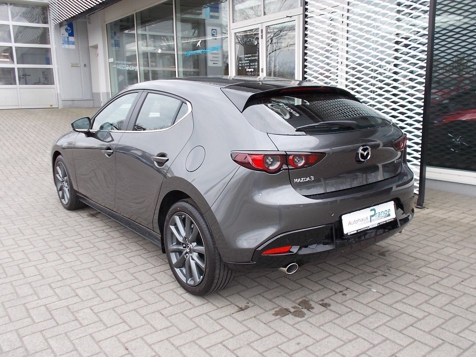 Fahrzeugabbildung Mazda 3 M-Hybrid G-122 Selection PRE-P 360° BOSE EPH SHZ LogIn NAVI
