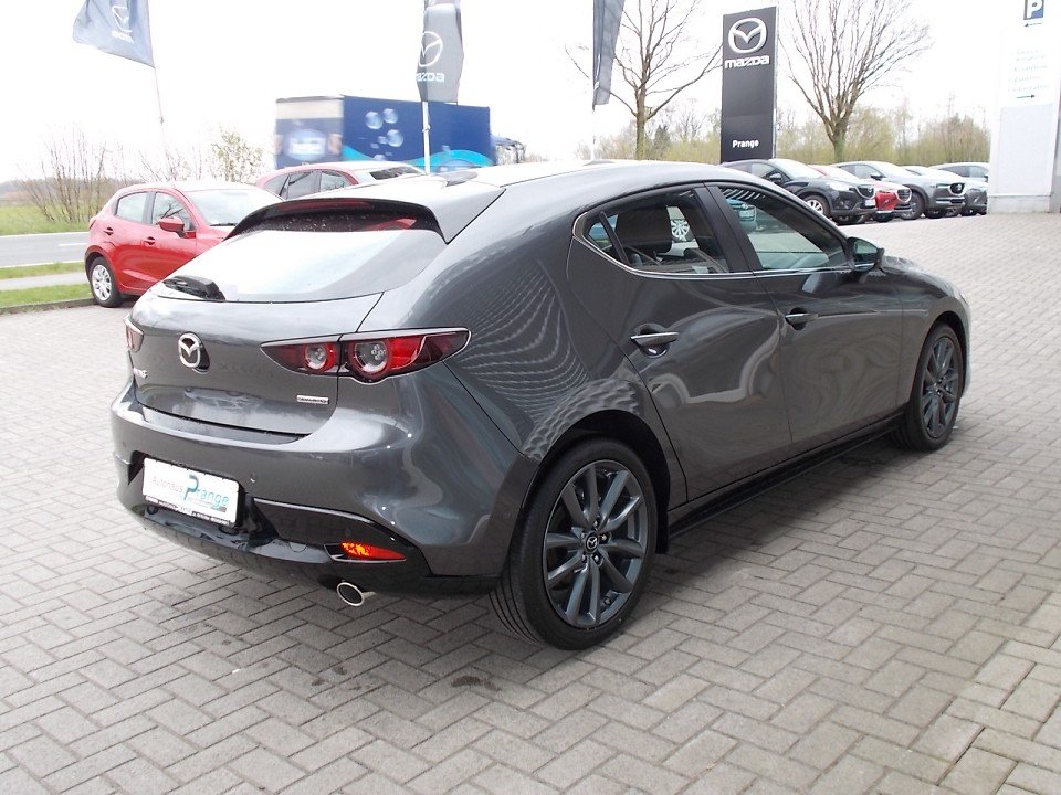 Fahrzeugabbildung Mazda 3 M-Hybrid G-122 Selection PRE-P 360° BOSE EPH SHZ LogIn NAVI
