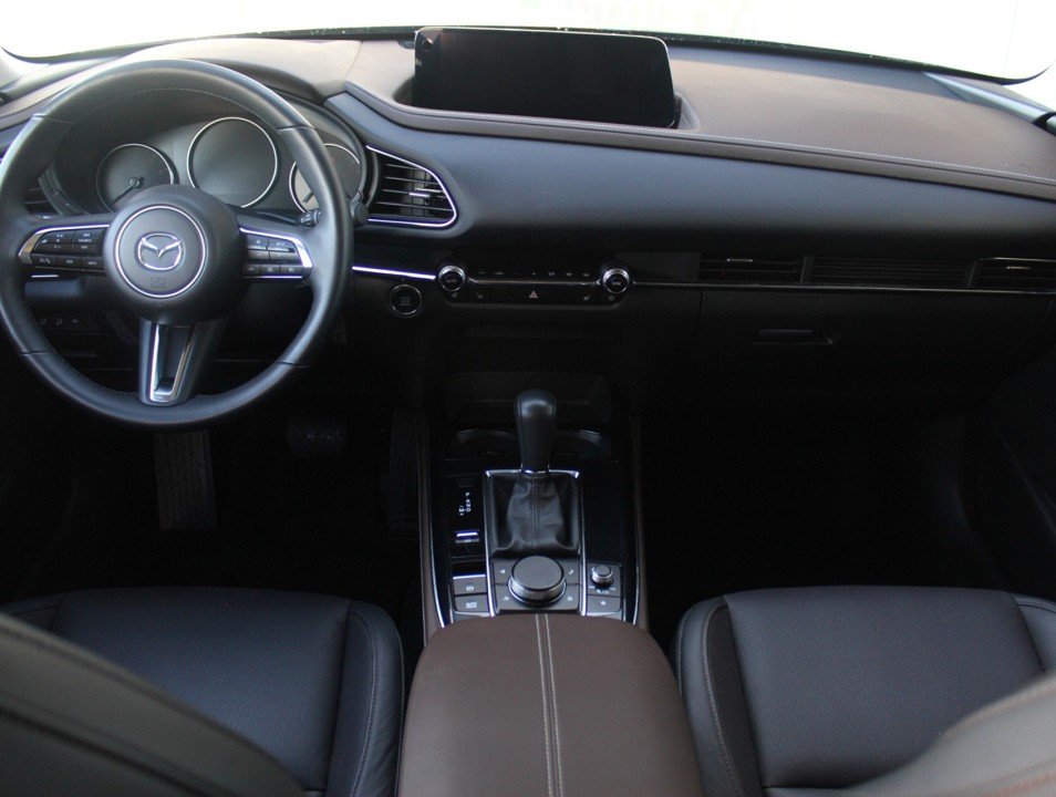 Fahrzeugabbildung Mazda CX-30 M-Hybrid X-186 AT Takumi SUNR Allwetter Leder el.Sitz 360° BOSE MATRIX