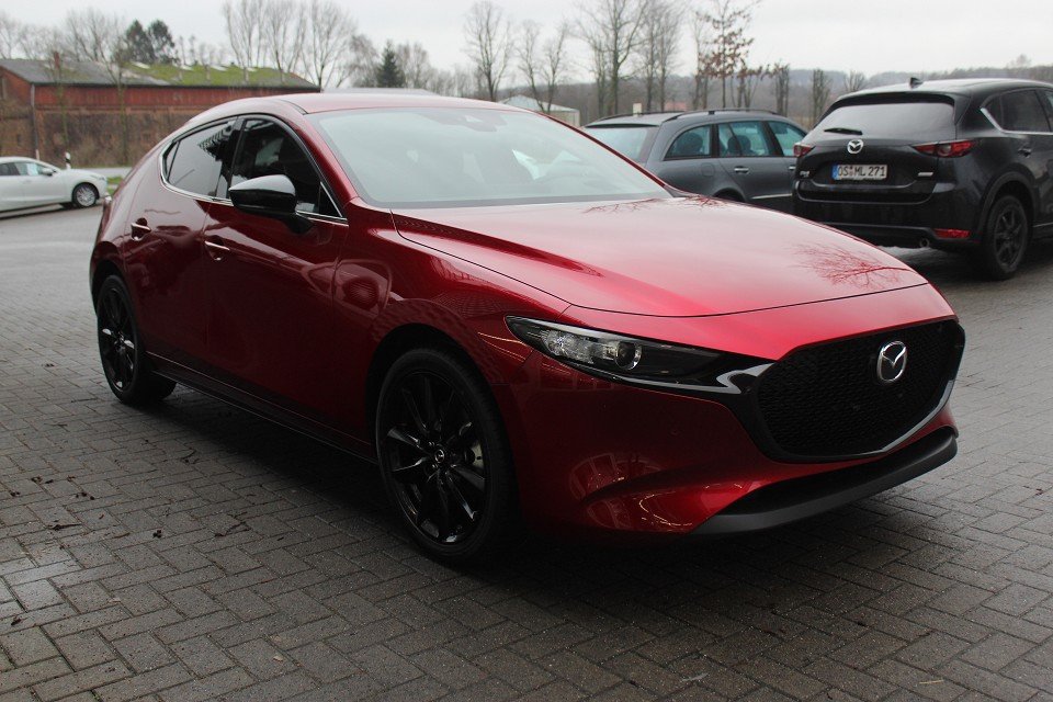 Fahrzeugabbildung Mazda 3 2025 M-Hybrid Homura G-140 *Sofort* NAVI ACAA SHZ HUD RFK VOLL-LED