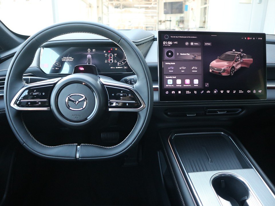 Fahrzeugabbildung Mazda 6e EV-258 Takumi *Sofort* PANO 360° LED Sony-Sound