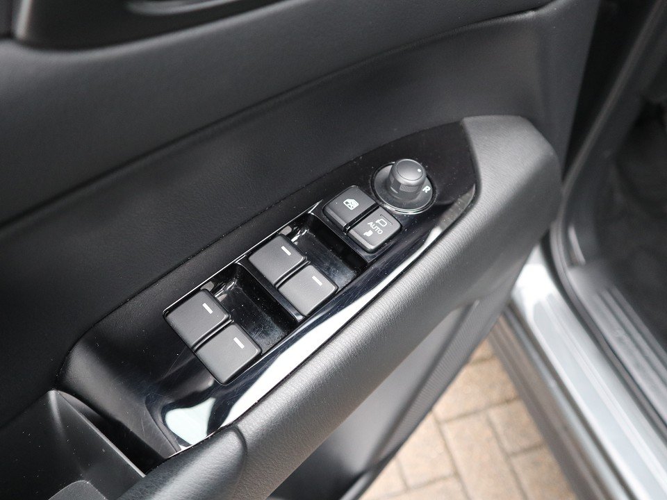 Fahrzeugabbildung Mazda CX-5 G-165 EDITION100 ALCANTARA SHZ NAVI ACAA 360° HUD