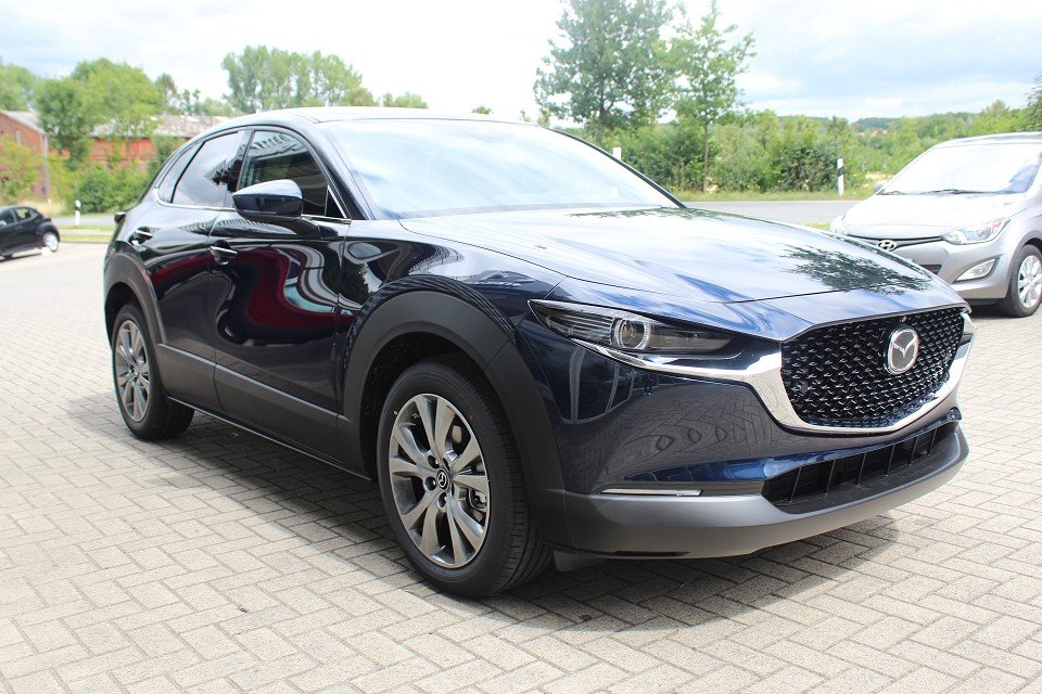 Fahrzeugabbildung Mazda CX-30 M-Hybrid G-122 AT Selection DES-P MATRIX NAVI ACAA RFK SHZ LogIn