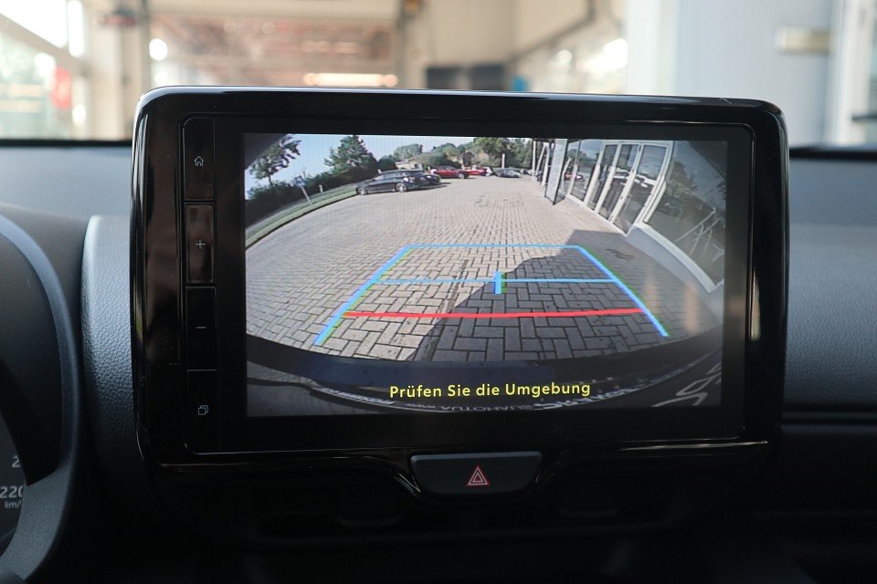 Fahrzeugabbildung Mazda 2 Hybrid Prime-Line 1.5L VVT-i 116 PS CVT *Winter-Aktion* ACAA RFK DRCC DAB Bluetooth