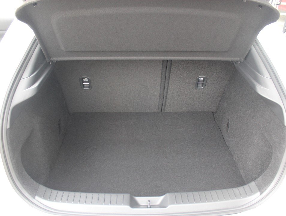 Fahrzeugabbildung Mazda CX-30 M-Hybrid G-140 AT Homura *Aktion* *Sofort* NAVI ACAA SHZ HUD RFK VOLL-LED