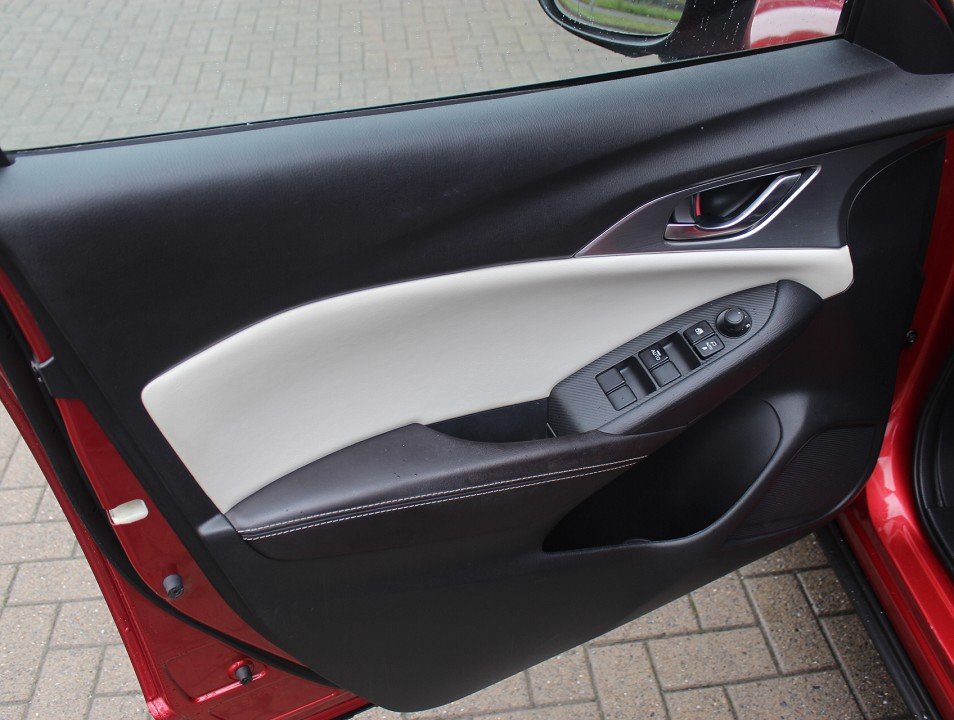 Fahrzeugabbildung Mazda CX-3 G-121 AT Kangei NAPPA el.Sitzv. HUD RFK LED