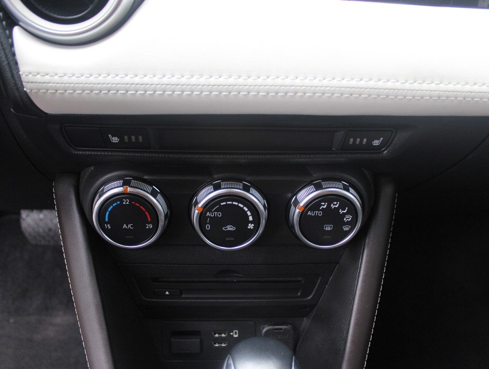 Fahrzeugabbildung Mazda CX-3 G-121 AT Kangei NAPPA el.Sitzv. HUD RFK LED