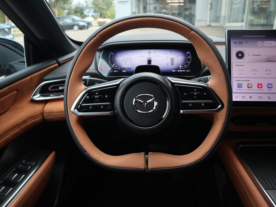 Fahrzeugabbildung Mazda 6e EV-258 Takumi Plus *Aktion* Nappa PANO 360° LED