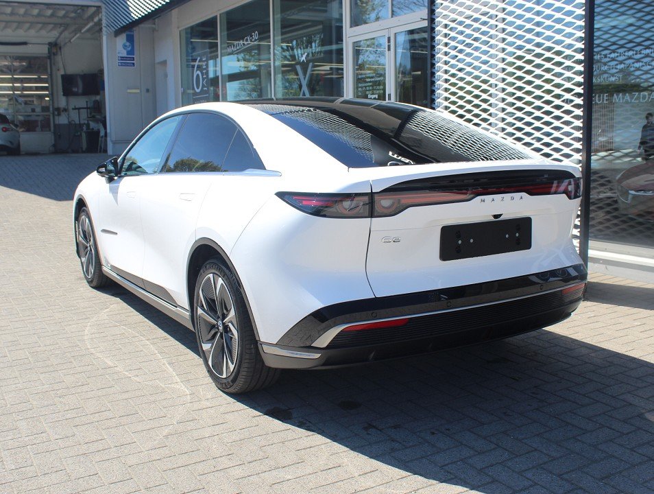 Fahrzeugabbildung Mazda 6e EV-258 Takumi Plus *Aktion* Nappa PANO 360° LED