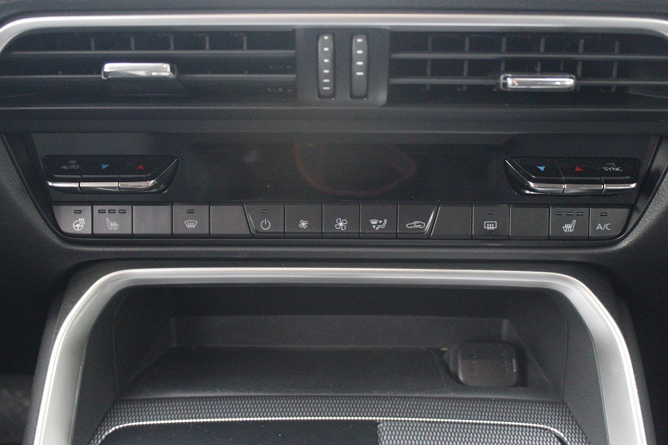 Fahrzeugabbildung Mazda CX-60 PHEV AWD AT Exclusive-Line AHK NAVI ACAA HUD SHZ RFK 20-Zoll LogIn
