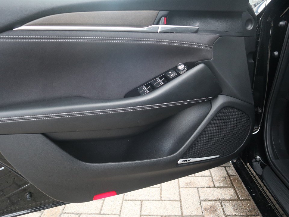 Fahrzeugabbildung Mazda 6 Takumi G-194 AT GSD Allwetter NAVI Nappa BOSE Matrix 360°