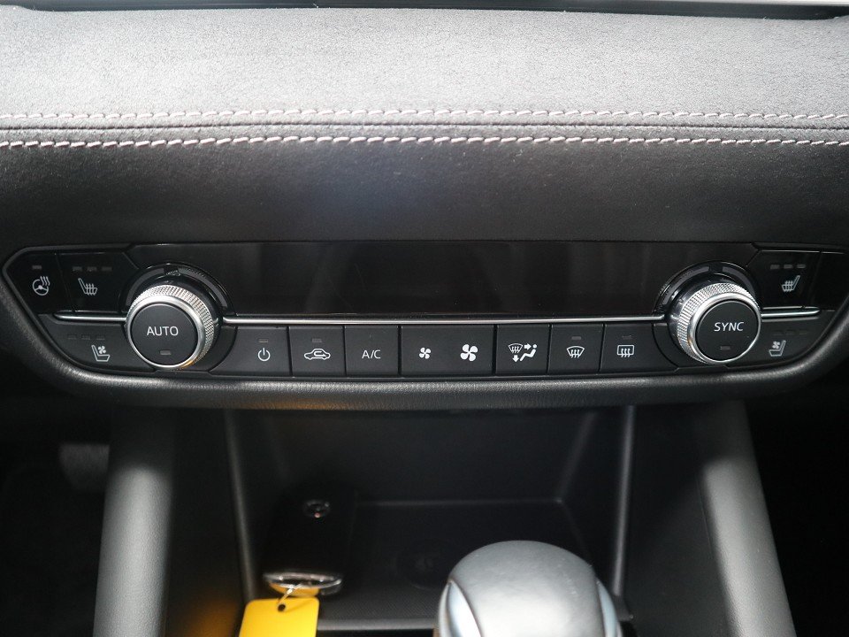 Fahrzeugabbildung Mazda 6 Takumi G-194 AT GSD Allwetter NAVI Nappa BOSE Matrix 360°