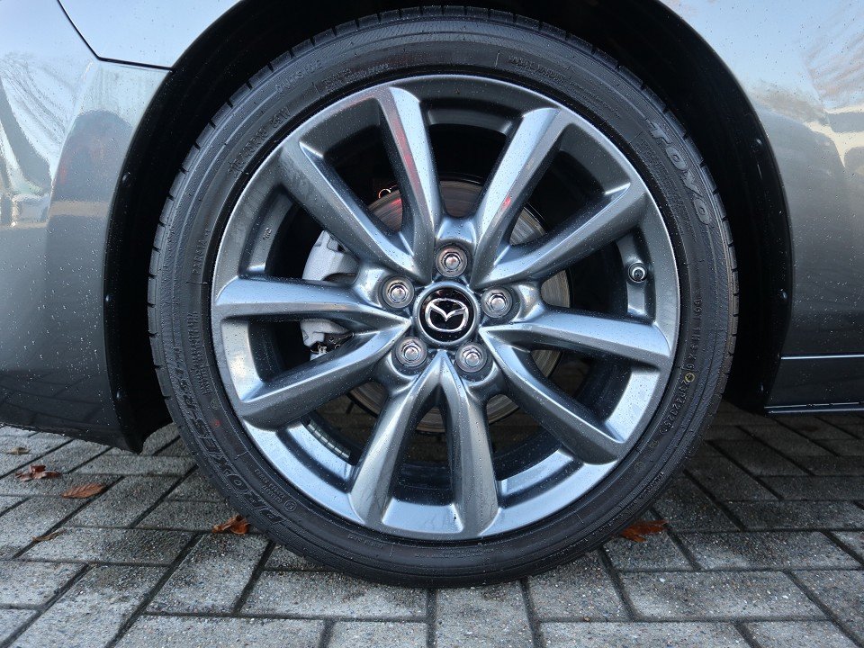 Fahrzeugabbildung Mazda 3 M-Hybrid G-140 AT Centre-Line NAVI ACAA HUD SHZ RFK MRCC BLUETOOTH