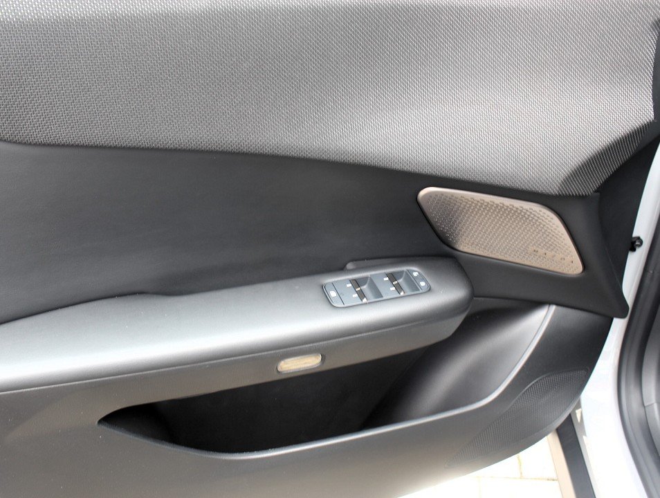 Fahrzeugabbildung Mazda CX-6e EV-258 Takumi 19Zoll *Sofort* PANO 360° 26,45-Zoll