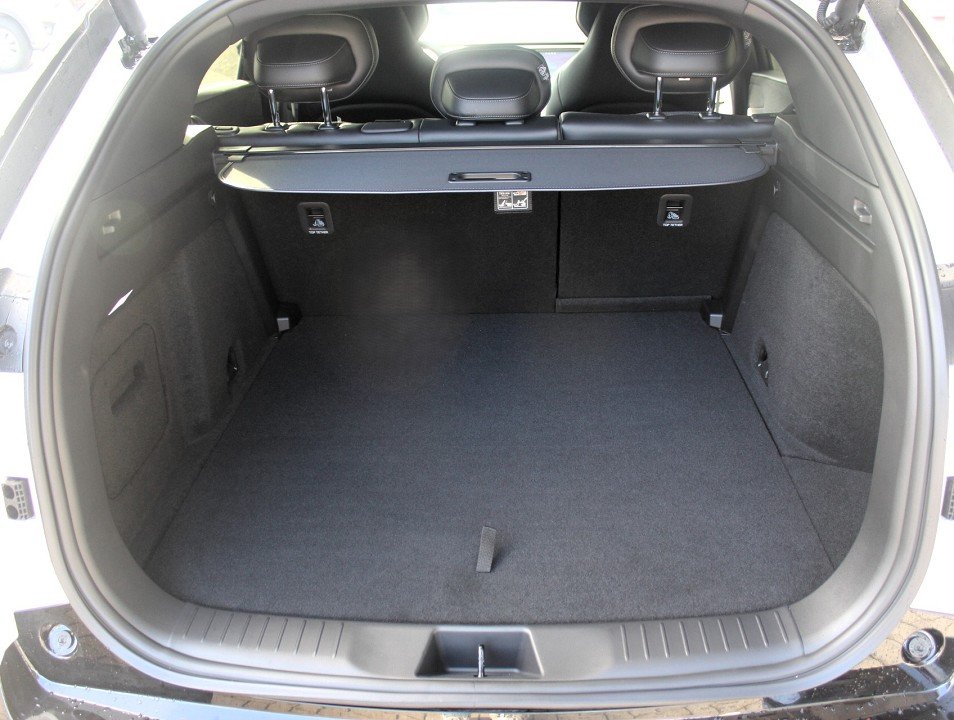 Fahrzeugabbildung Mazda CX-6e EV-258 Takumi 19Zoll *Sofort* PANO 360° 26,45-Zoll