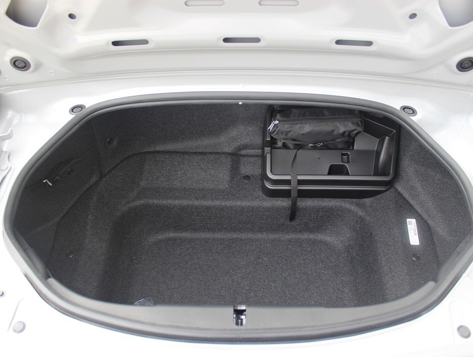 Fahrzeugabbildung Mazda MX-5 RF 2027 G-136 Exclusive-Line *Aktion* LEDER MATRIX BOSE RFK SHZ