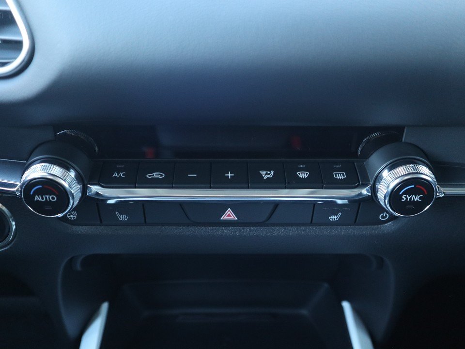 Fahrzeugabbildung Mazda CX-30 M-Hybrid G-140 AT Exclusive-Line *AHK*Sofort*Aktion* NAVI ACAA SHZ HUD 360° MATRIX BOSE