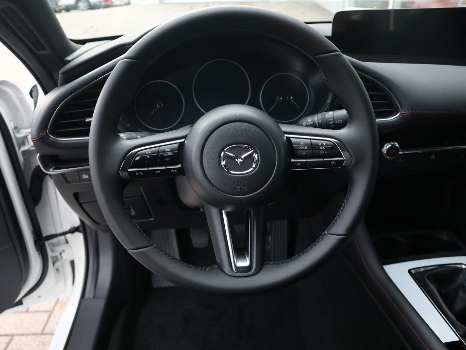 Fahrzeugabbildung Mazda 3 2027 M-Hybrid G-140 Homura NAVI ACAA SHZ HUD RFK VOLL-LED