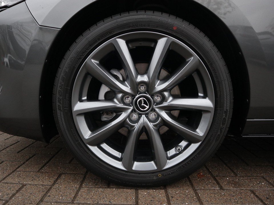 Fahrzeugabbildung Mazda 3 2027 M-Hybrid G-140 AT Exclusive-Line NAVI ACAA SHZ HUD 360° MATRIX BOSE