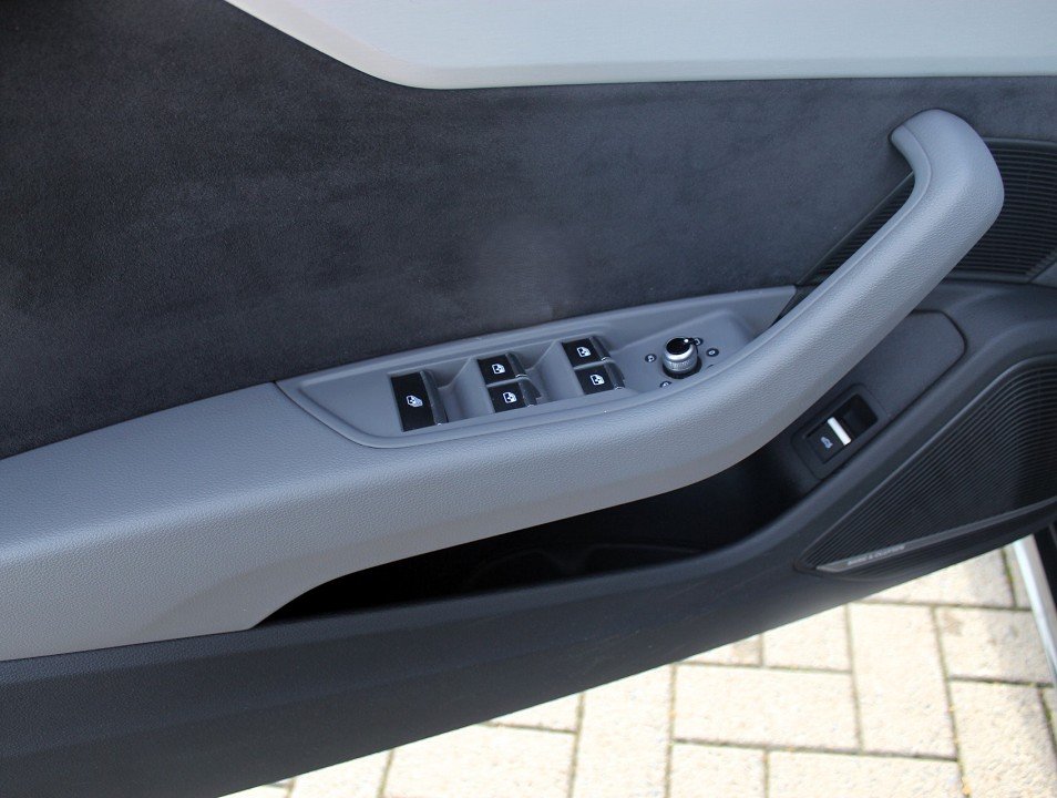 Fahrzeugabbildung Audi S5 Cabriolet 3.0 TFSI quattro NAVI MATRIX Bang & Olufsen